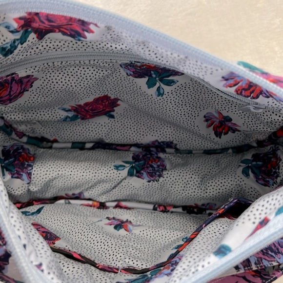 Vera Bradley On-The-Go Crossbody - Picture 4 of 6